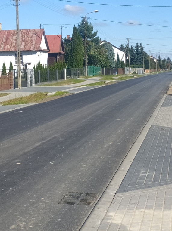 Przebudowa drogi w Brzozowicy Dużej