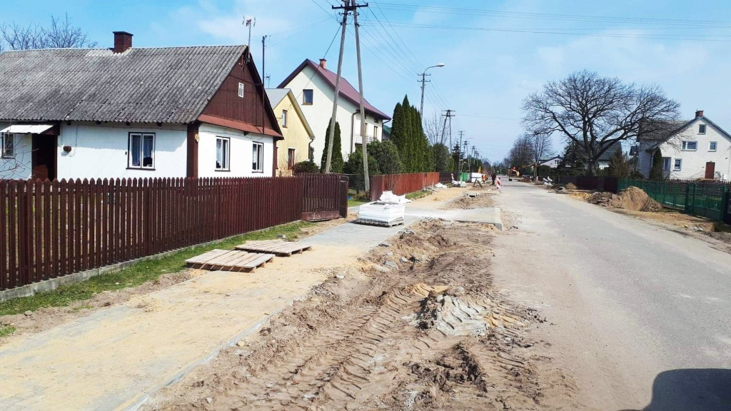 Przebudowa drogi w Brzozowicy Dużej