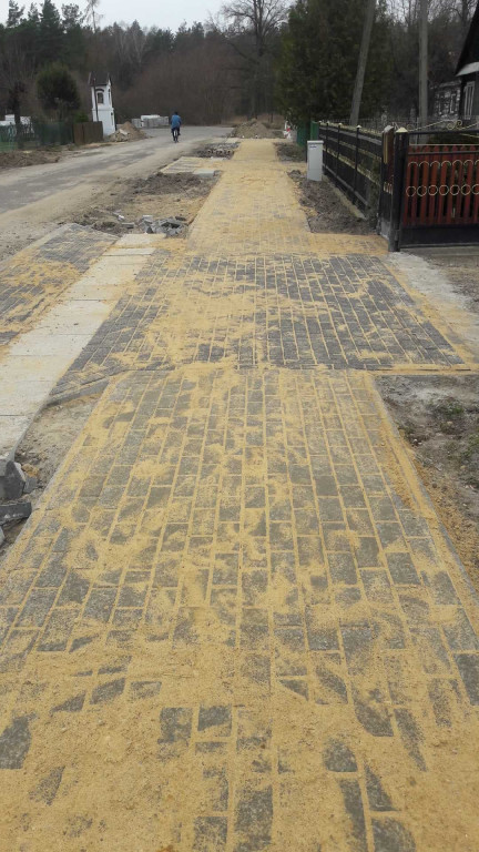 Przebudowa drogi w Brzozowicy Dużej