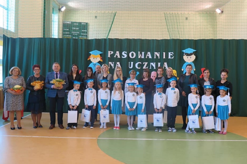Pasowanie na ucznia SP w Domaszewnicy