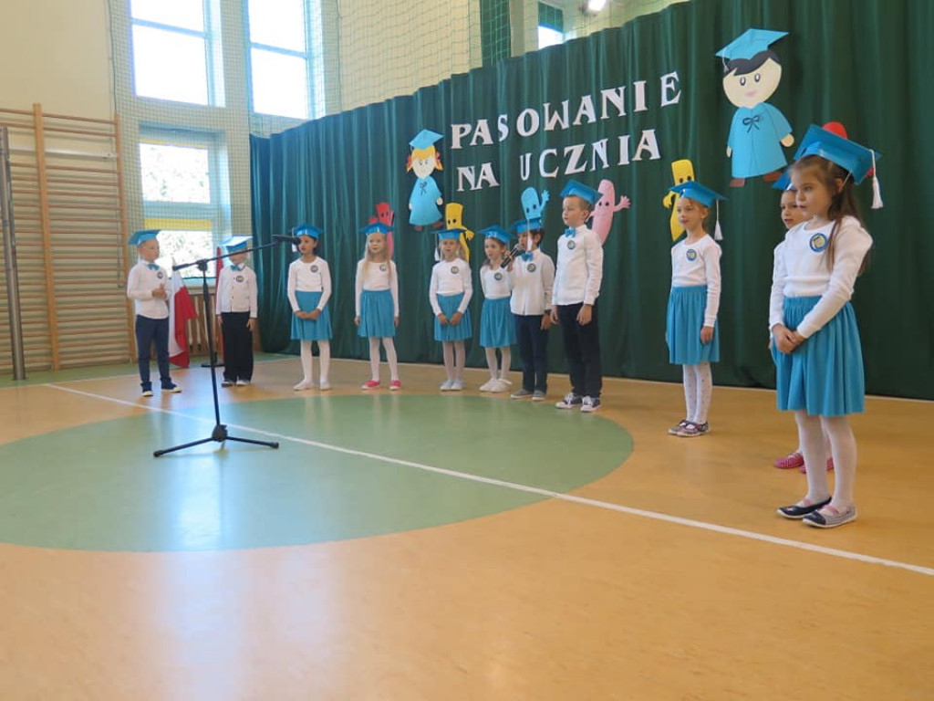 Pasowanie na ucznia SP w Domaszewnicy