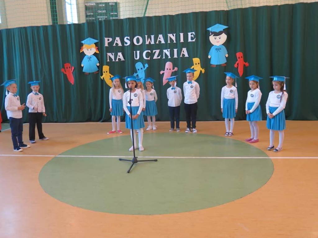Pasowanie na ucznia SP w Domaszewnicy