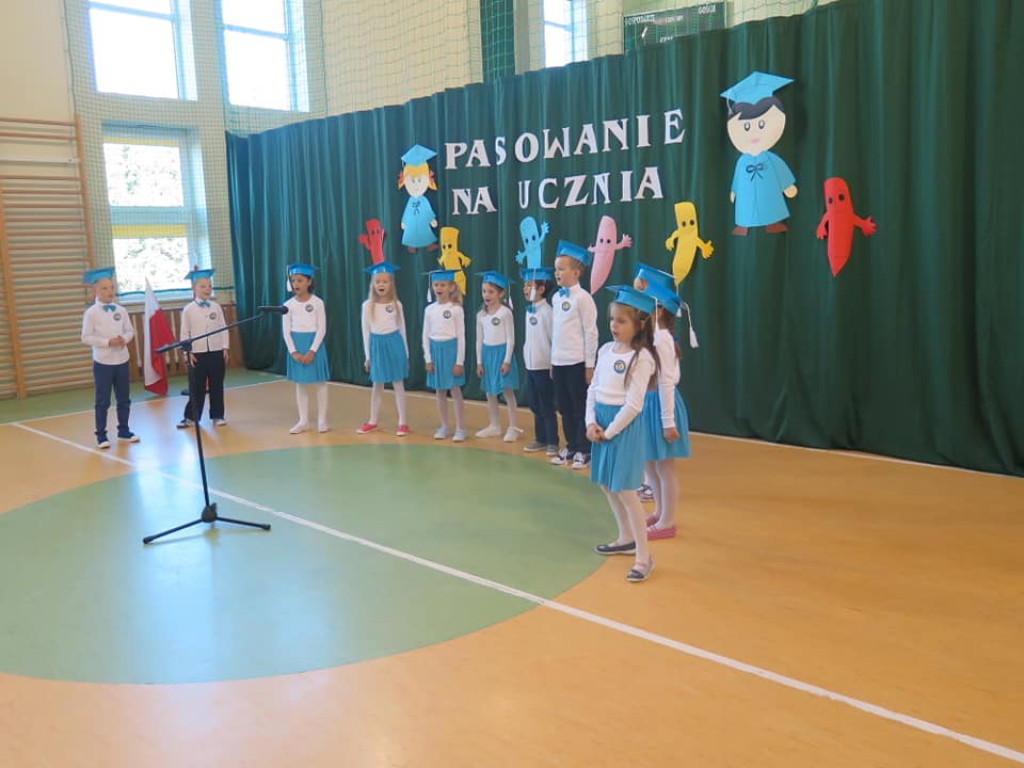 Pasowanie na ucznia SP w Domaszewnicy