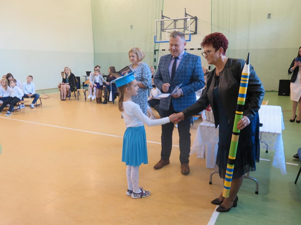 Pasowanie na ucznia SP w Domaszewnicy