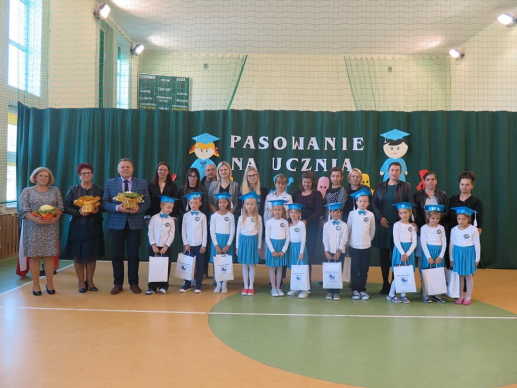 Pasowanie na ucznia SP w Domaszewnicy