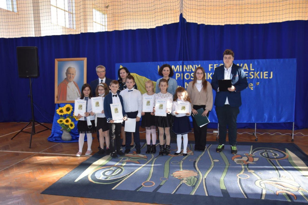 I Gminny Festiwal Piosenki Papieskiej w Białce