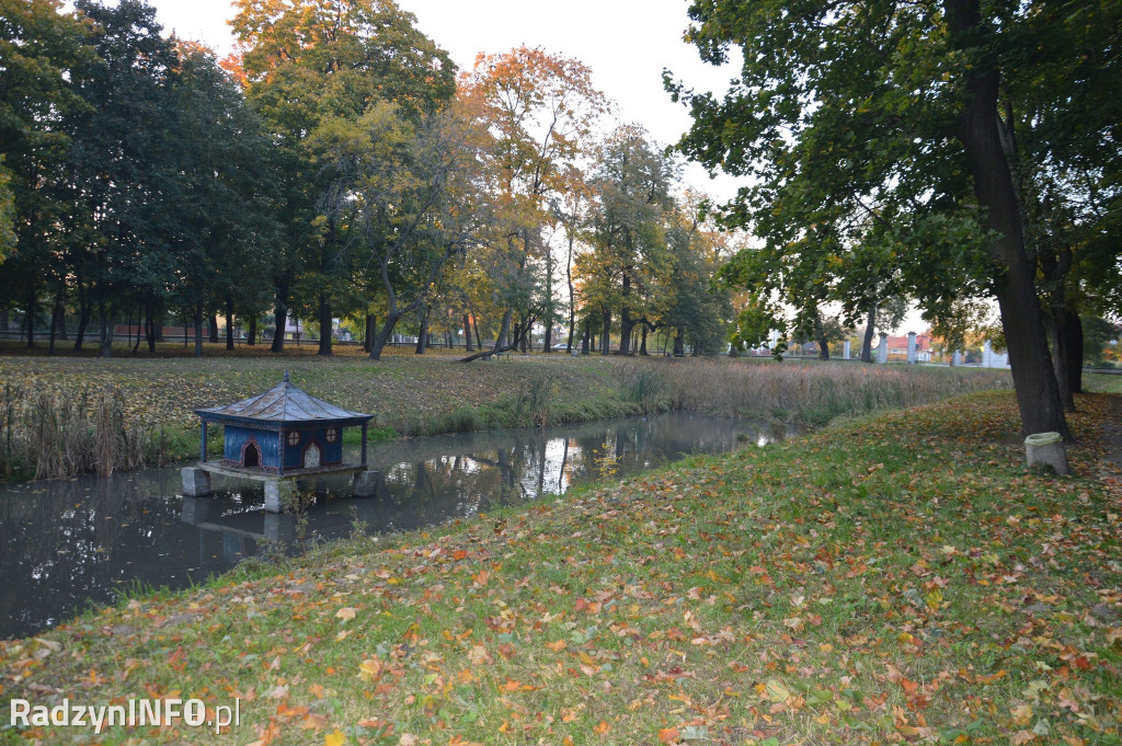 Radzyński park w październiku