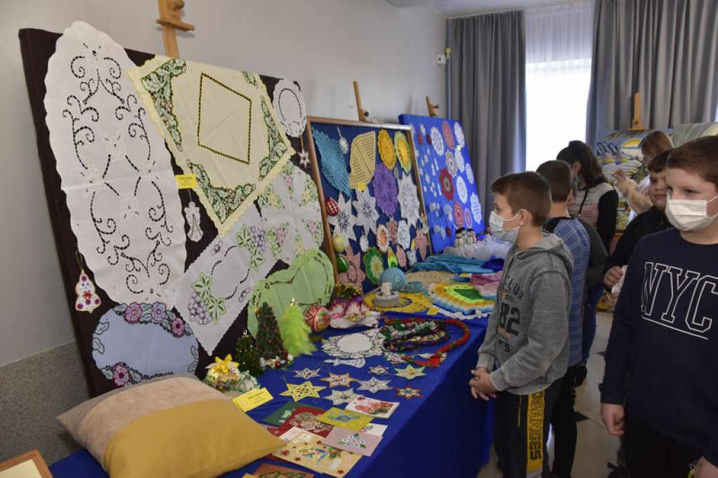 Wystawa prac rękodzieła w Kąkolewnicy