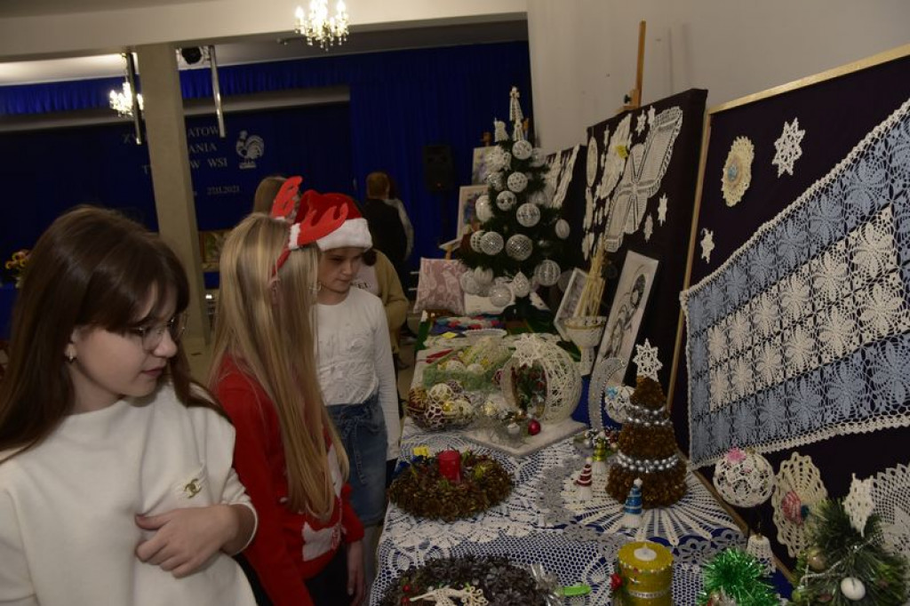 Wystawa prac rękodzieła w Kąkolewnicy