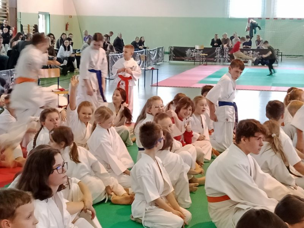 Karatecy z gm. Kąkolewnica na turnieju w Łabuńkach