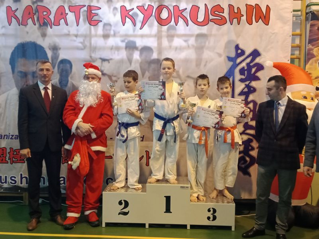 Karatecy z gm. Kąkolewnica na turnieju w Łabuńkach