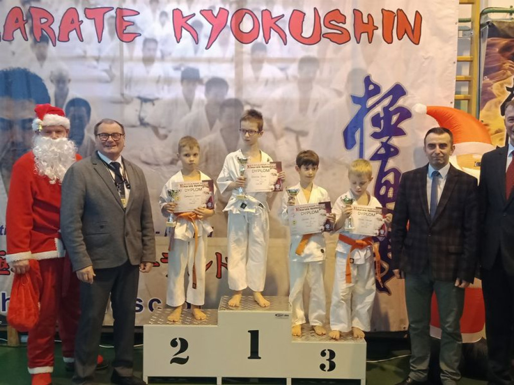 Karatecy z gm. Kąkolewnica na turnieju w Łabuńkach