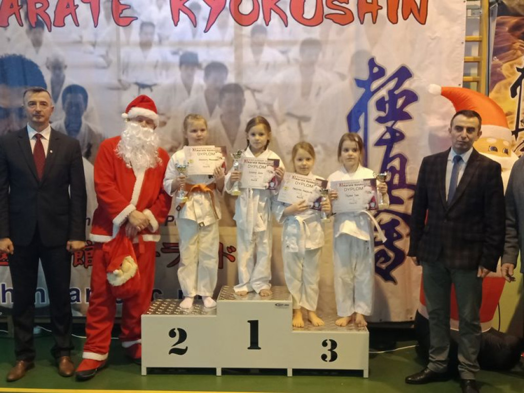 Karatecy z gm. Kąkolewnica na turnieju w Łabuńkach