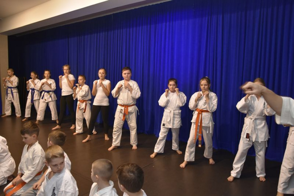 Egzamin z karate w Kąkolewnicy