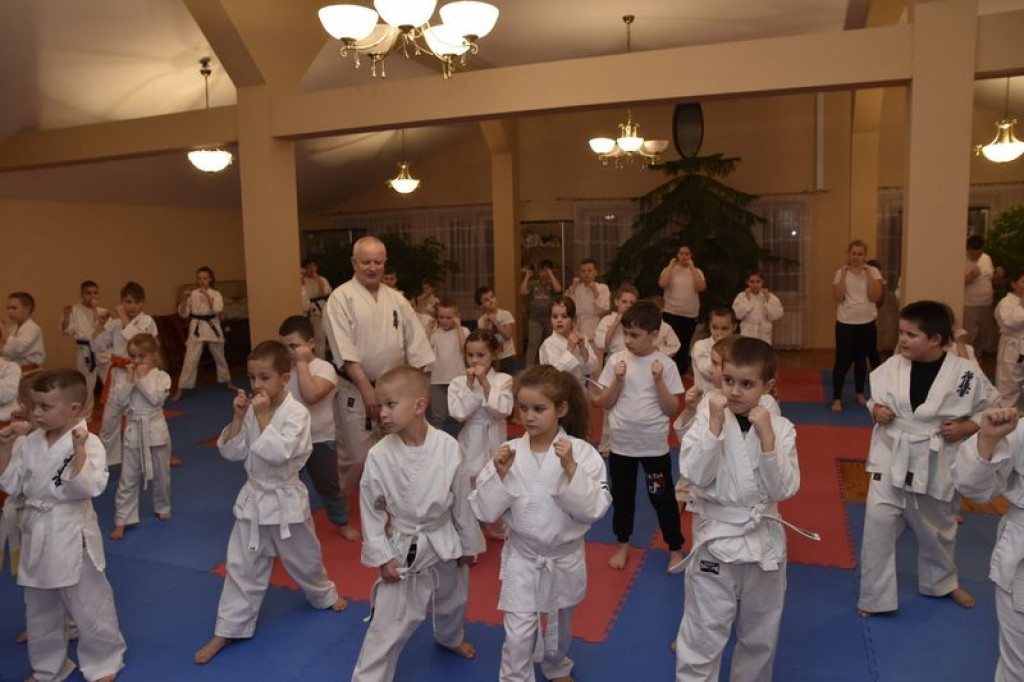 Egzamin z karate w Kąkolewnicy