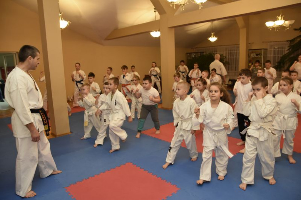 Egzamin z karate w Kąkolewnicy