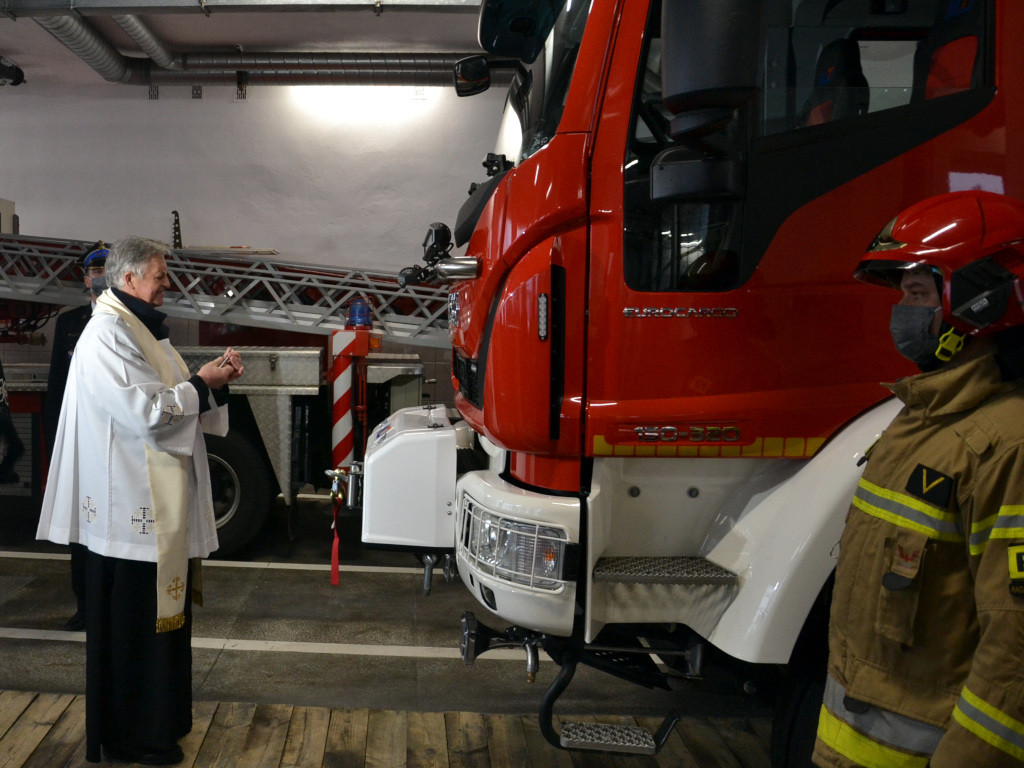 Nowe samochody dla straży pożarnej