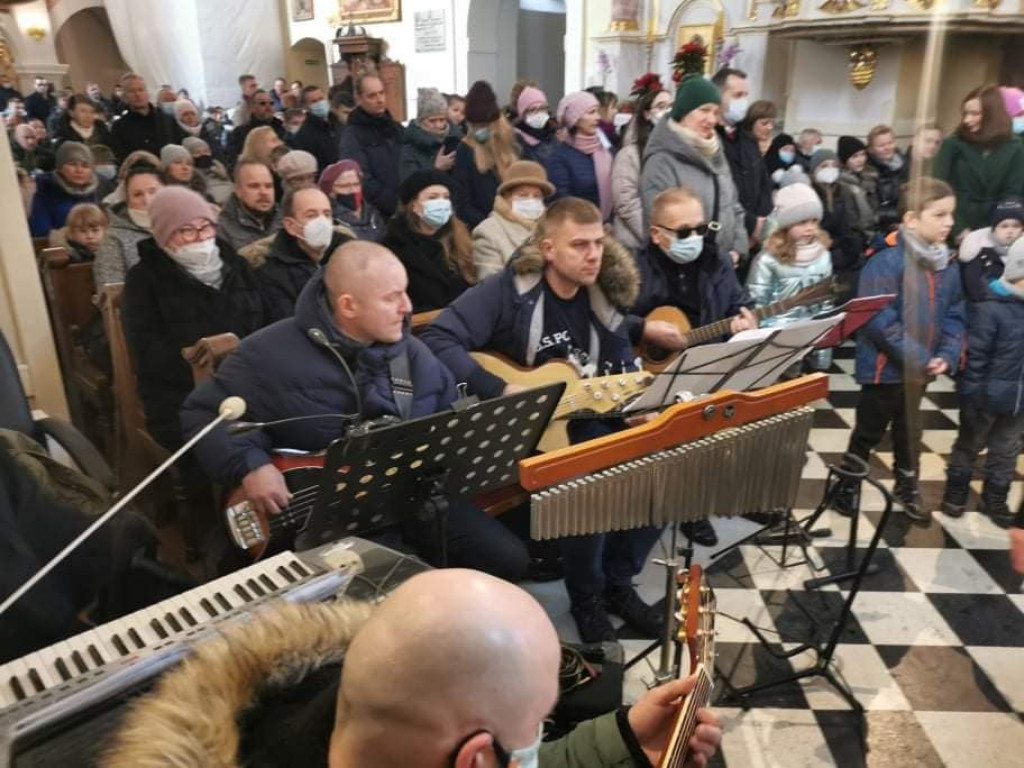 Świąteczny koncert kolęd w kościele Trójcy Św.