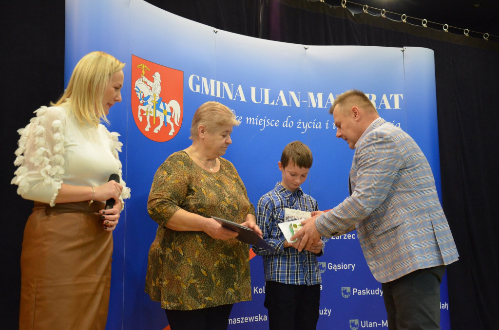 Konkurs kolęd i piosenek świątecznych w Ulanie