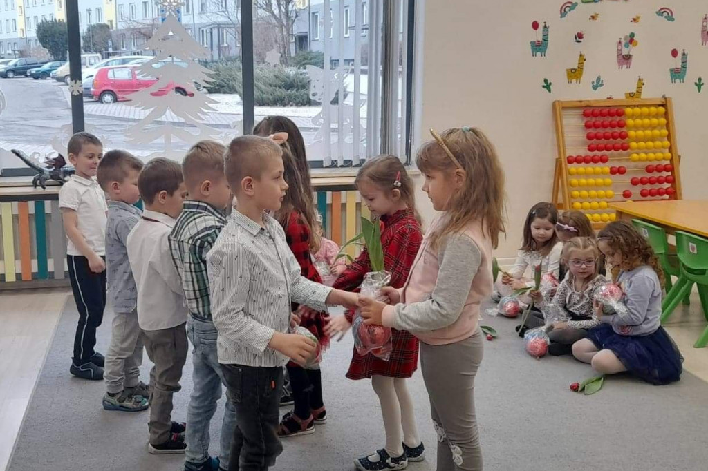 Dzień Kobiet w przedszkolu 