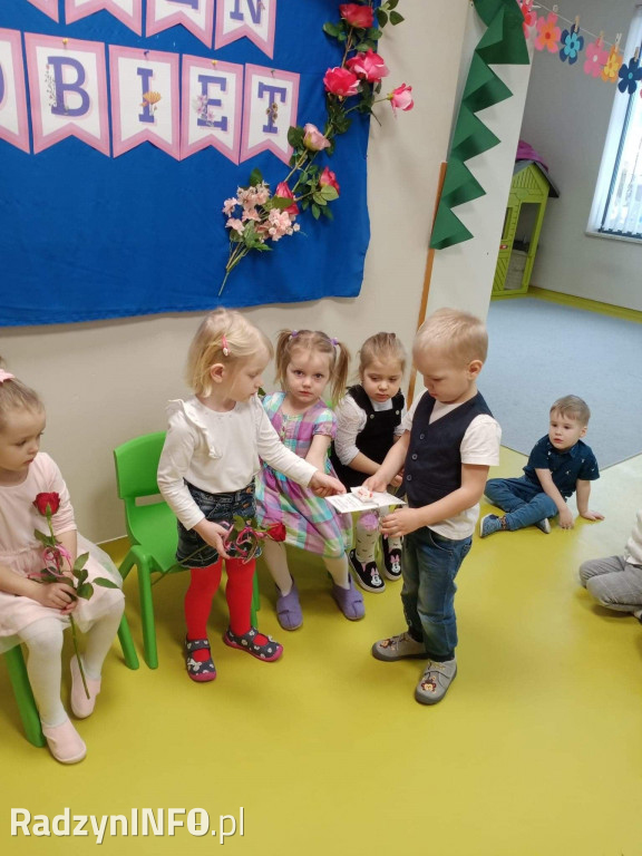 Dzień Kobiet w przedszkolu 