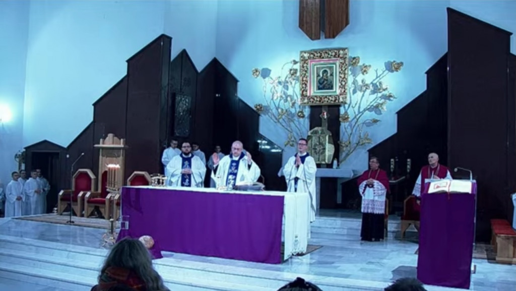 Uroczystość wprowadzenia relikwii do kościoła MBNP