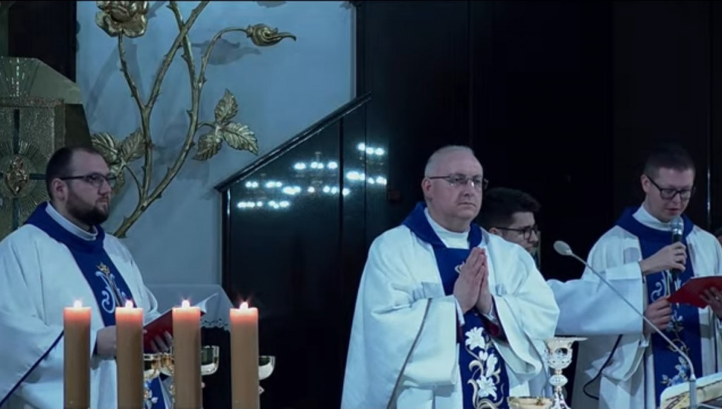 Uroczystość wprowadzenia relikwii do kościoła MBNP