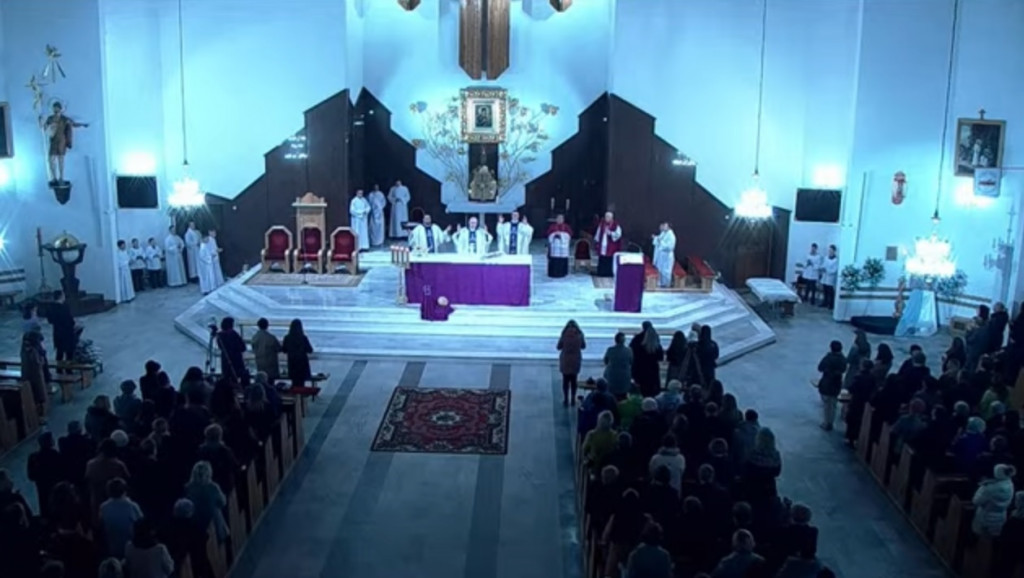 Uroczystość wprowadzenia relikwii do kościoła MBNP