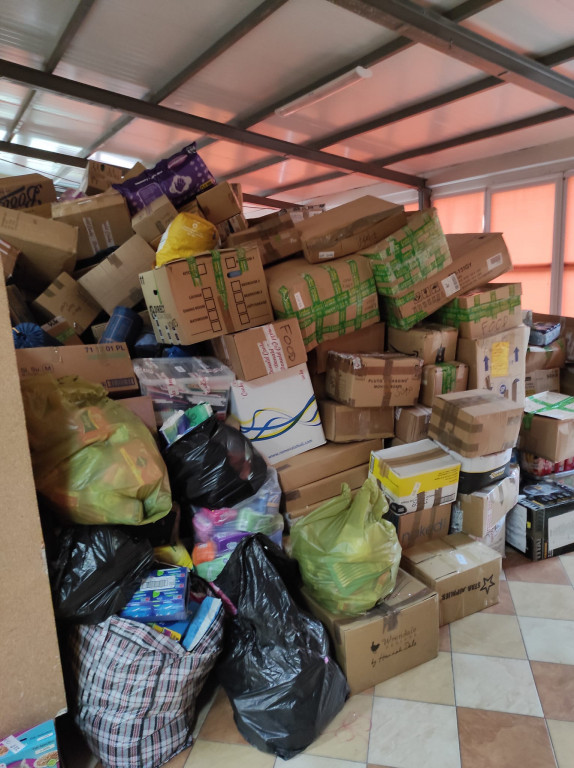 TIR z darami rozładowany w Ulanie w 40 minut!