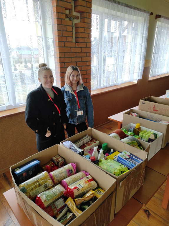 Zbiórka darów dla uchodźców w Komarówce