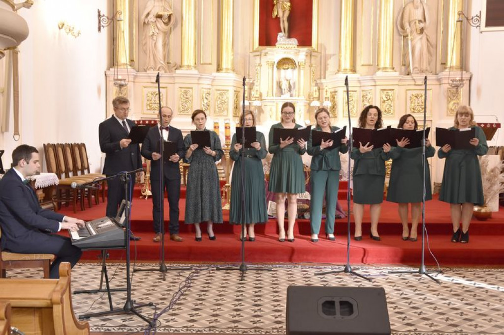 Koncert pieśni wielkopostnych w Kąkolewnicy