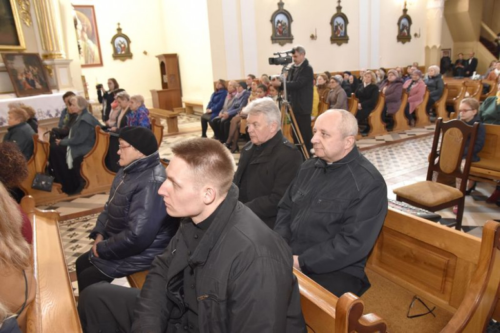 Koncert pieśni wielkopostnych w Kąkolewnicy
