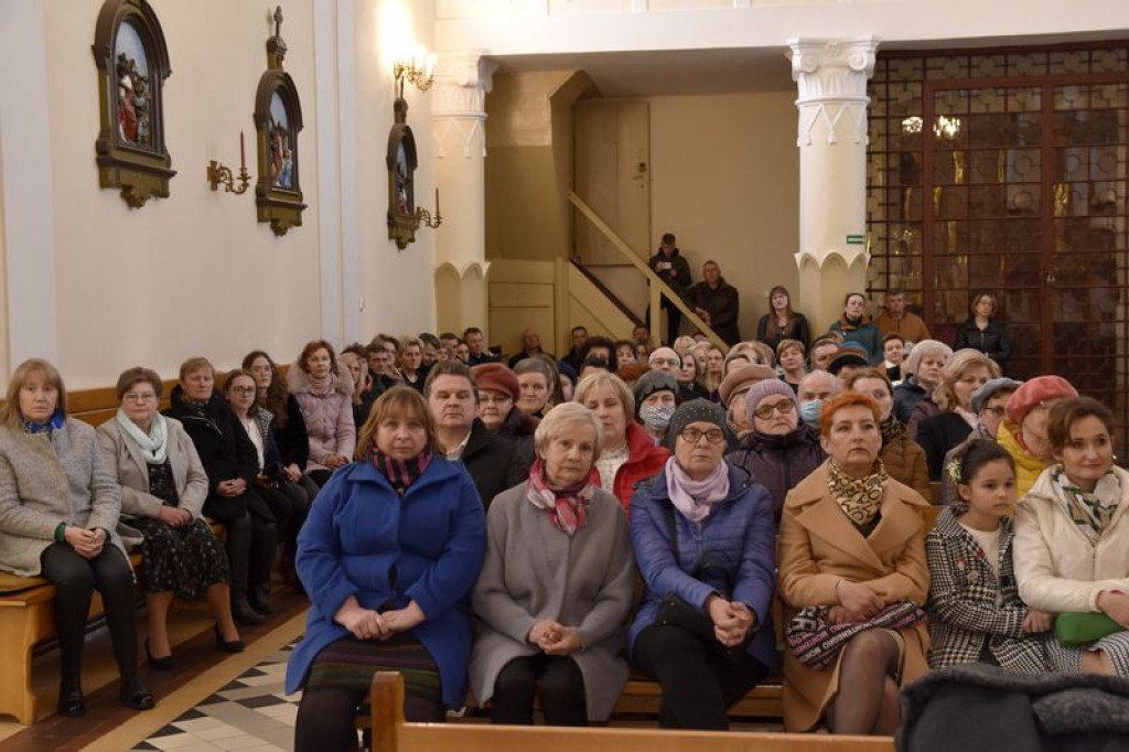 Koncert pieśni wielkopostnych w Kąkolewnicy