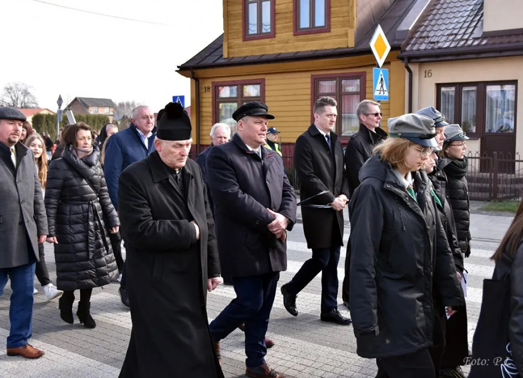 VIII Katyńska Droga Krzyżowa w Radzyniu
