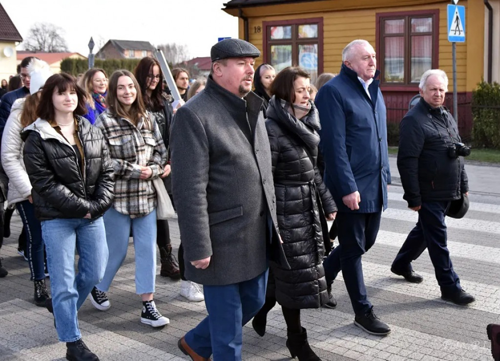 VIII Katyńska Droga Krzyżowa w Radzyniu