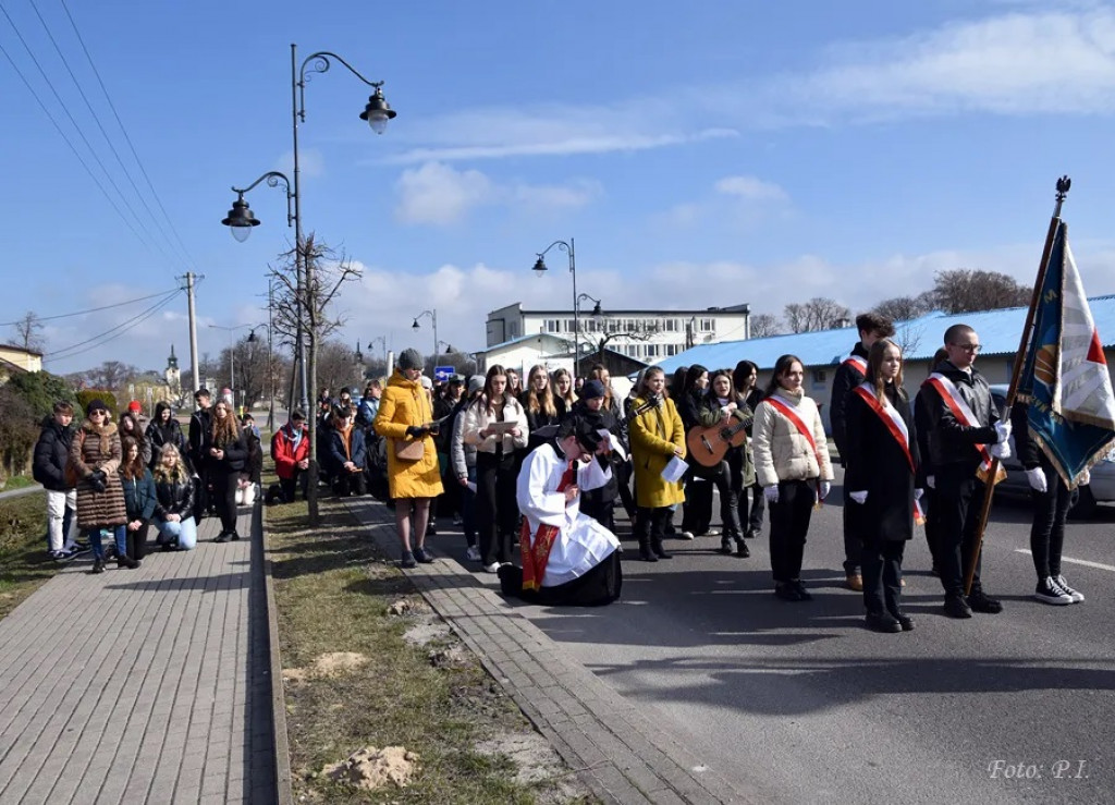 VIII Katyńska Droga Krzyżowa w Radzyniu