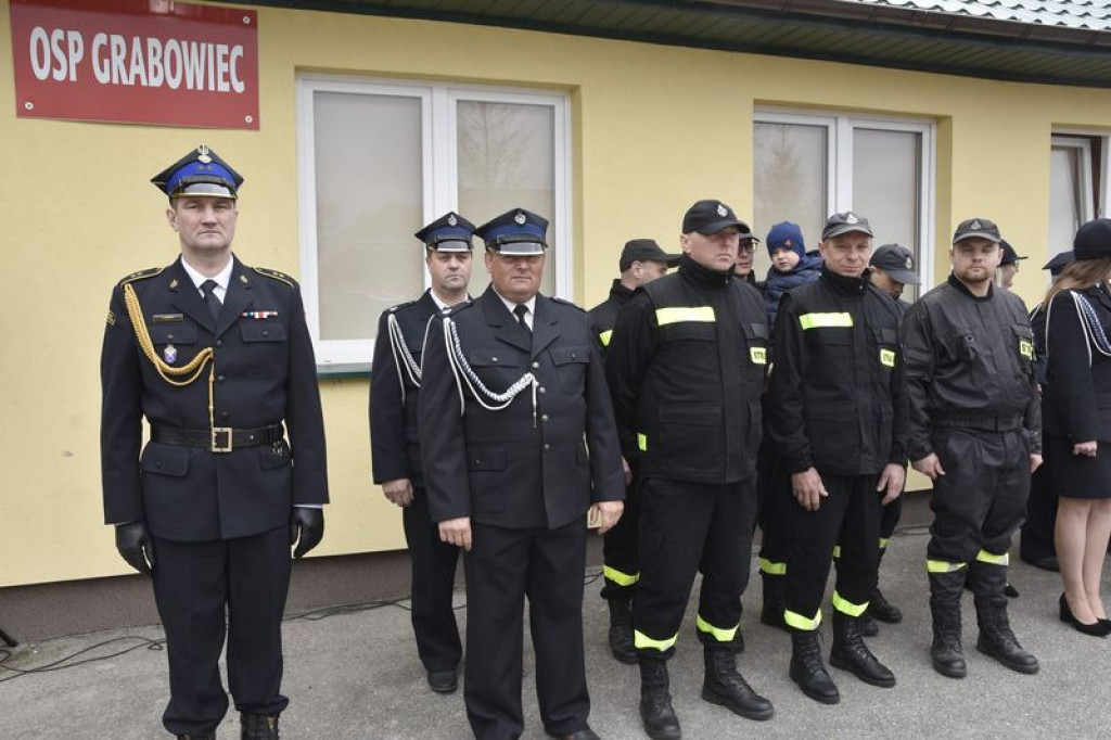 Przekazanie OSP w Grabowcu nowego samochodu