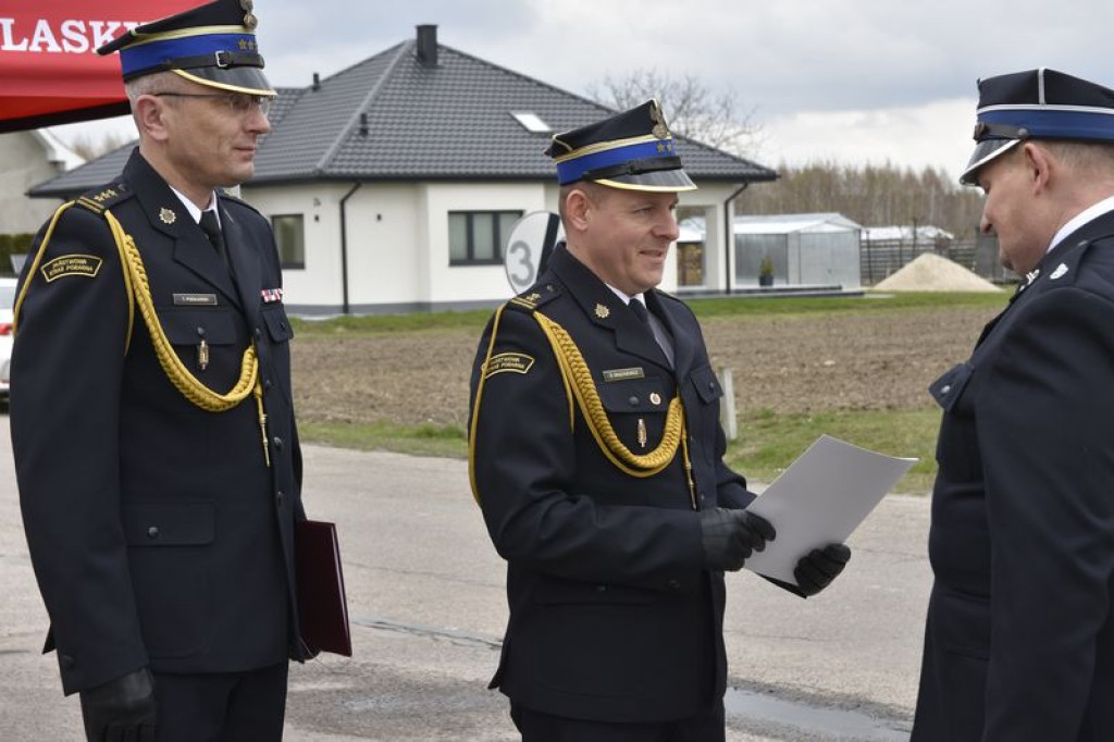 Przekazanie OSP w Grabowcu nowego samochodu