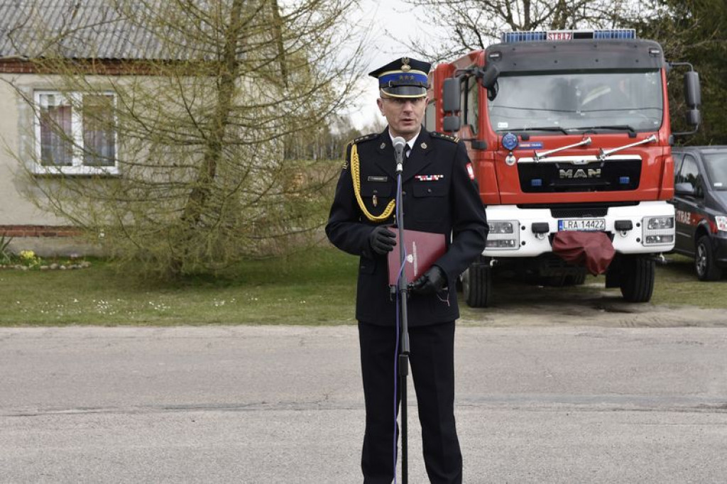 Przekazanie OSP w Grabowcu nowego samochodu