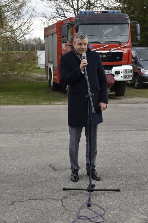 Przekazanie OSP w Grabowcu nowego samochodu