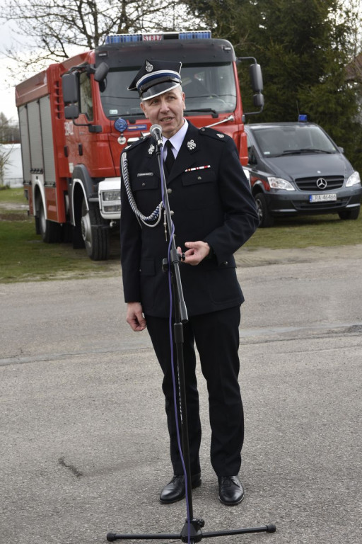 Przekazanie OSP w Grabowcu nowego samochodu