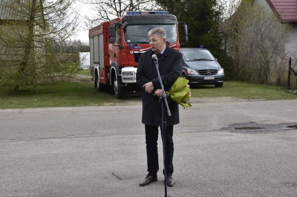 Przekazanie OSP w Grabowcu nowego samochodu