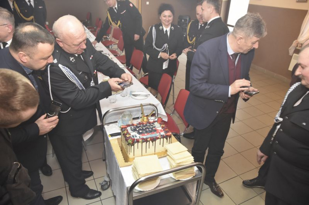 Przekazanie OSP w Grabowcu nowego samochodu