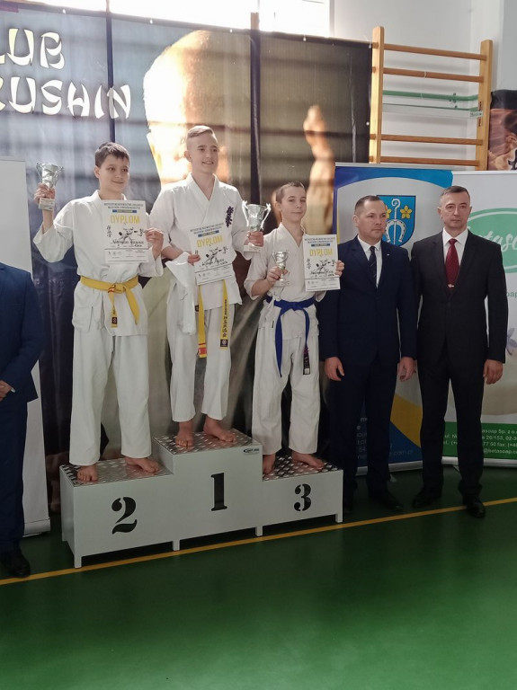 Sukcesy karateków z gm. Kąkolewnica na turnieju
