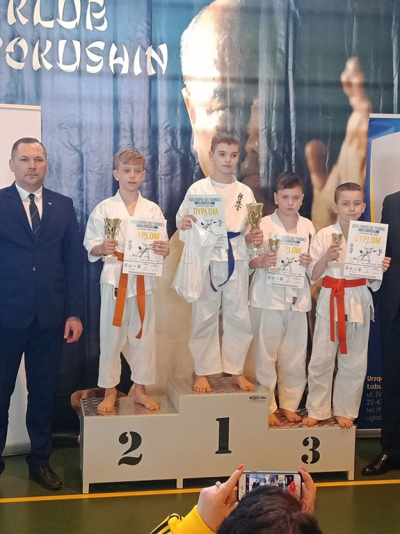Sukcesy karateków z gm. Kąkolewnica na turnieju
