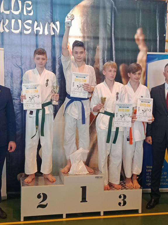 Sukcesy karateków z gm. Kąkolewnica na turnieju