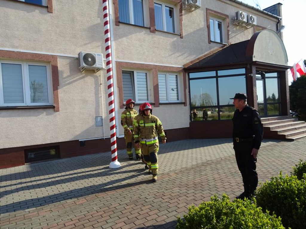 Dzień Flagi RP uczczony przez strażaków