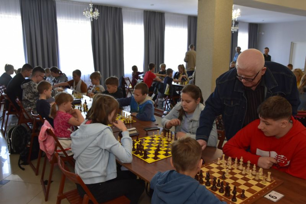 Turniej szachowy szkół podstawowych w Kąkolewnicy
