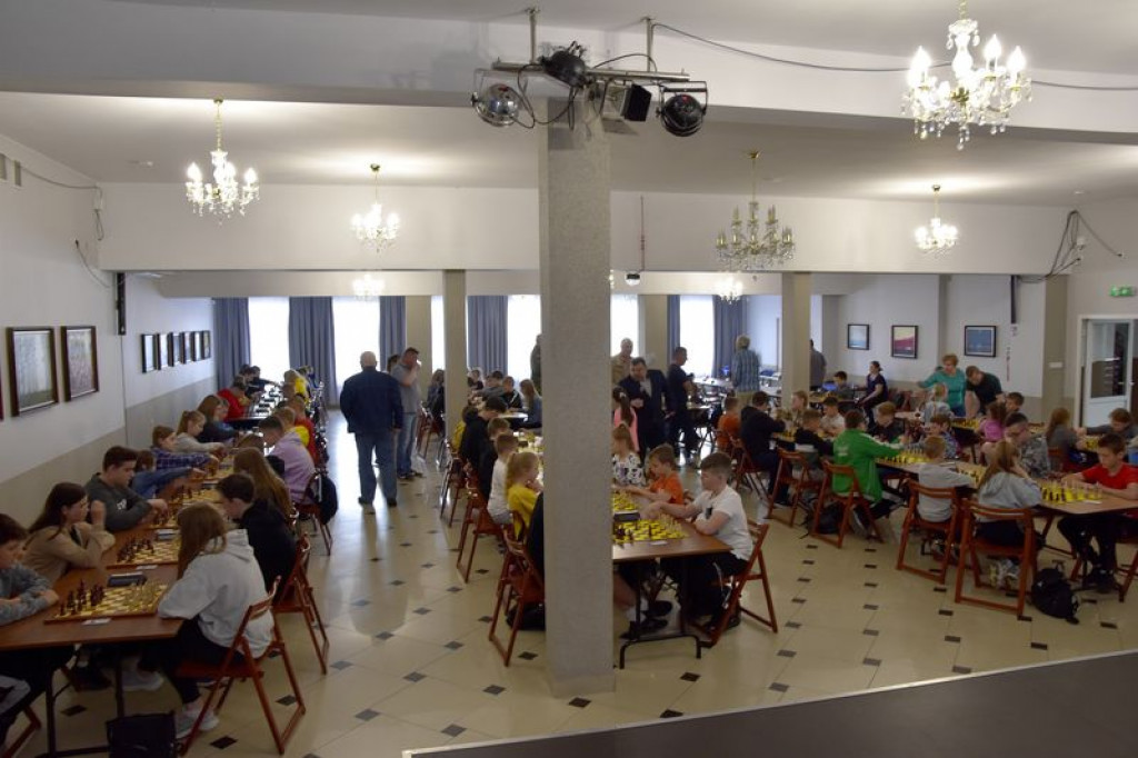 Turniej szachowy szkół podstawowych w Kąkolewnicy
