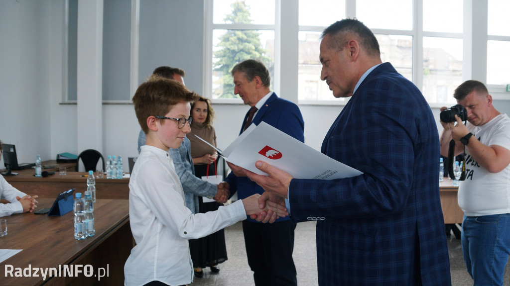 Sportowcy i trenerzy nagrodzeni na sesji RM